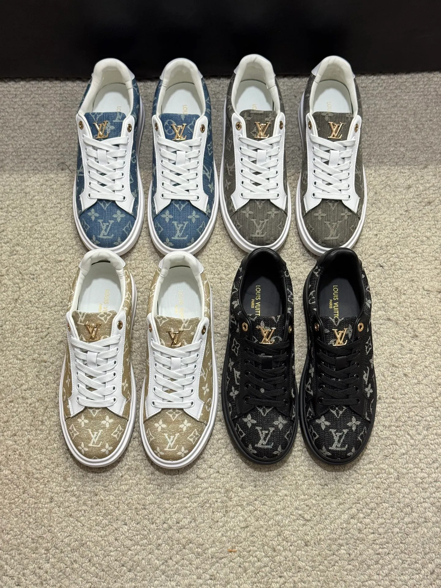 Men's shoes 💰400 [New style] 🐞🐞Top original order - LV [Louis Vuitton] counter new men's casual series! 🔥Globally limited edition💯The upper is made of cowhide with sheepskin lining➕Original rubber outsole, which is lighter and non-slip. Fashion focuses on trends, versatile and hot styles, simple yet tasteful! Exudes a fashionable and casual atmosphere, fashion is at your feet, and you are full of confidence! Multiple colors available. A must-have for fashionistas! Size: 38-44 (45 customized